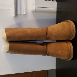 Brand New Ugg W Bailey Bow Boots